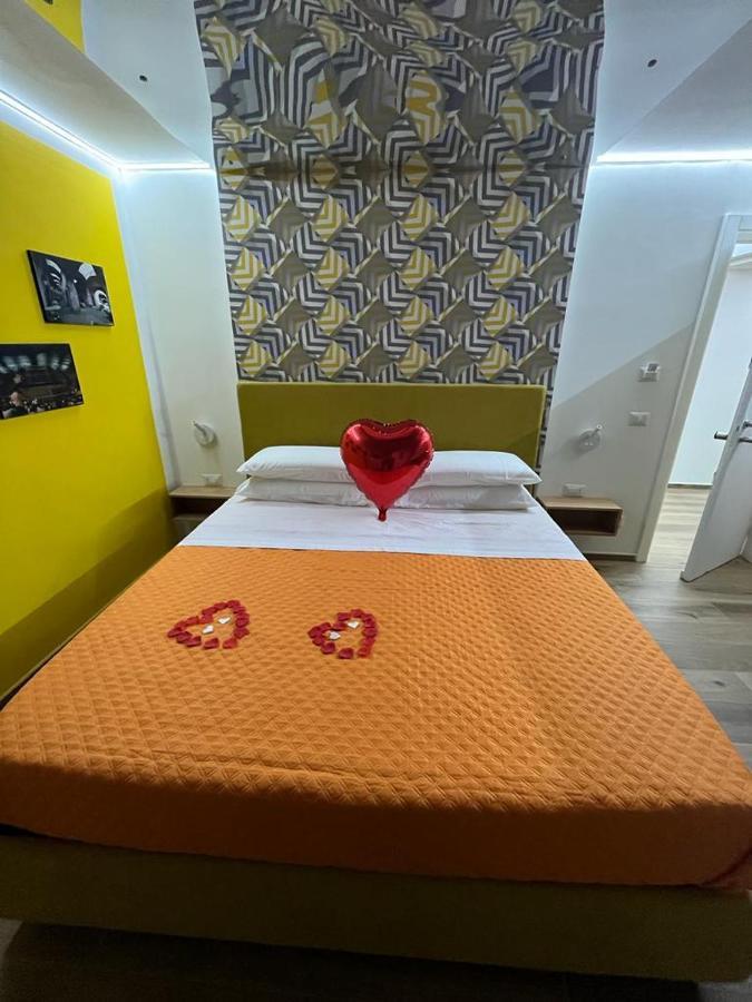 Centro Storico Bed E Breakfast Acomodação com café da manhã Pozzuoli Exterior foto